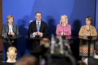 Anna-Maja Henriksson (SFP), Petteri Orpo (Samlingspartiet) Riikka Purra (Sannfinländarna) och Sari Essayah (Kristdemokraterna).