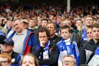 Hur ska det här sluta? Leicesters supportrar har all anledning att vara oroliga. Klubben riskerar att åka ur Premier League.