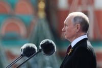 Rysslands president Vladimir Putin höll tal vid militärparaden på Röda torget i Moskva på segerdagen. Wagnergruppens ledare Jevgenij Prigozjin passade på att håna presidenten i ett uttalande.