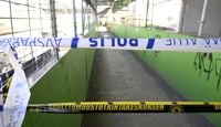 Både polisen och Olycksutredningscentralen utreder vad som orsakade broraset i Hagalund på torsdagen. Fallet utreds nu som framkallande av fara och vållande av personskada.