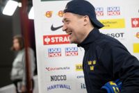 Tre Kronors förbundskapten Sam Hallam på gott humör inför sin VM-debut.