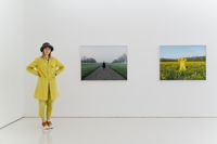 Fotografen Elina Brotherus bor en tredjedel av året i Burgund i södra Frankrike, en tredjedel i Helsingfors och resten av året är hon på resande fot.