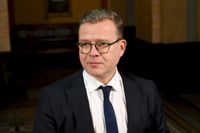 Regeringsbildaren Petteri Orpo (Saml).