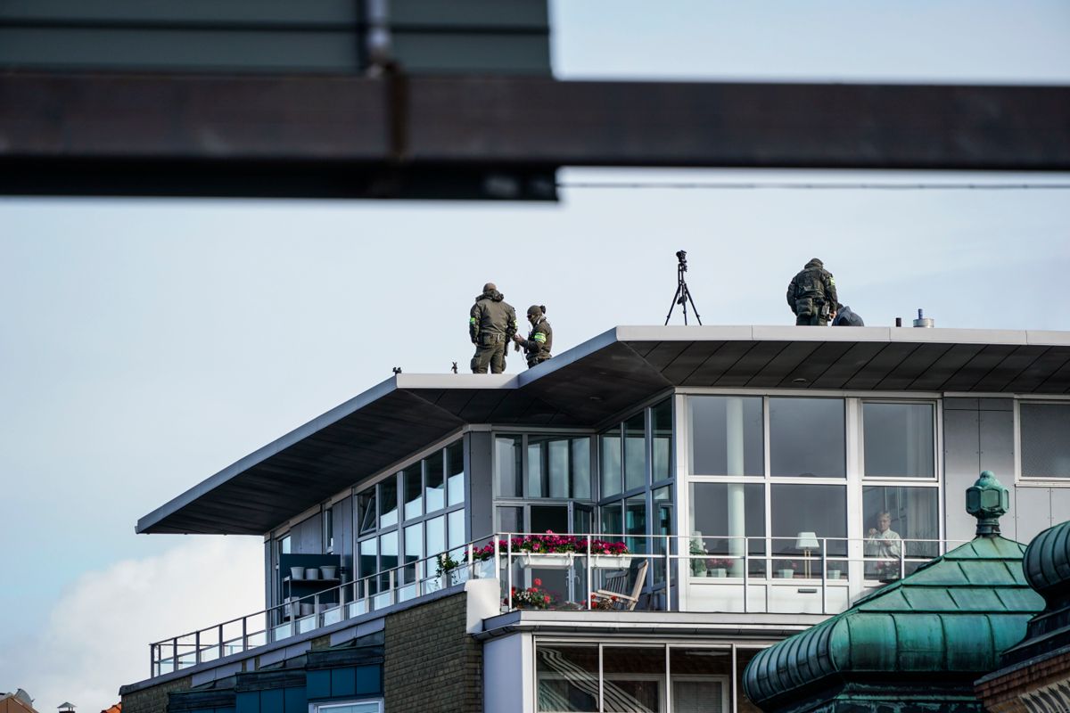 Massivt säkerhetspådrag vid Förintelsekonferens i Malmö HBL på plats