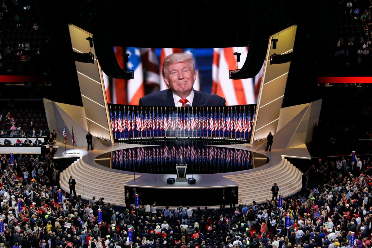 Nu ska republikanerna hylla Trump under fyra dagars partikonvent
