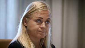Utrikesminister Elina Valtonen (Saml).