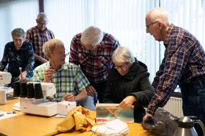 Ældre Sagen har succes med reparationscafeen.