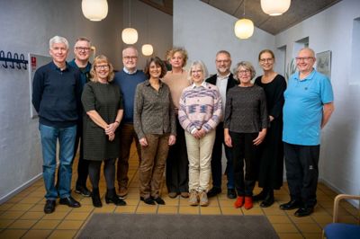 Medlemmerne i Ry Kirkes Menighedsråd er (bagest fra venstre) Helge Hess, Henrik Engelbrecht Rasmussen, Søren Johan (formand), Christina Lodbjerg, Jesper Hanneslund og Dorthe Gudmund Larsen (sognepræster) samt Benny Skov. Forrest står Bettina Bertelsen, Barbara Palmer, Lis Berg Hermind og Marianne Purup. Maja Hjort Jensen (næstformand) er ikke med på billedet.