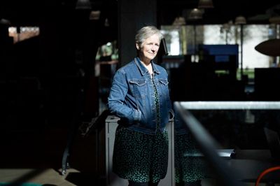 Dorte Grout elsker musik, og det har hun fået kombineret med sit arbejde på biblioteket.