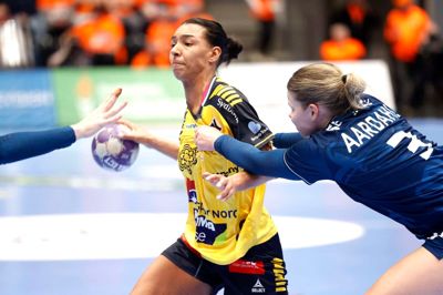 Jamina Roberts og Ikast Håndbold måtte søndag indkasseret endnu et nederlag mod toprivalerne Odense Håndbold.