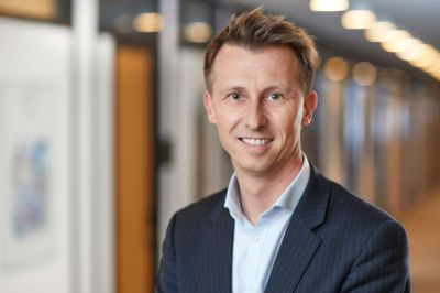 49-årige Søren Aalund bliver ny direktør i Social, Sundhed og Beskæftigelse i Herning Kommune, efter at Søren Liner Christensen er gået på pension. Søren Aalund tiltræder 1. maj 2025.