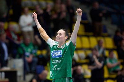 Karen Klokker og Silkeborg-Voel ligger med to runder igen på niendepladsen i ligaen - kun ét point efter Horsens, der venter i næste runde.