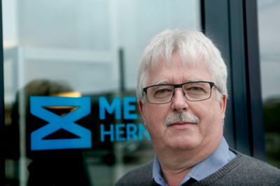 Egon Nykjær er afdelingsformand ved Metal Herning, og han mener det er vigtigt at få ufaglærte uddannet.