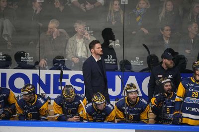 Garth Murray - Blue Fox' canadiske cheftræner - roser Herning-truppens præstation i den første semifinale mod Aalborg Pirates.