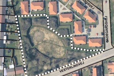 Fællesbo vil bygge 14 seniorboliger ved Vesterlindvej i Lind. Boligselskabet har i forvejen 50 seniorboliger i området - på Gadegårdsvej. Kort: Herning Kommune