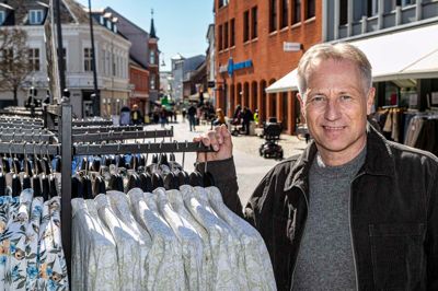 Steen B. Nielsen ærgrer sig over, at byrådet ikke valgte løsningen med kommunale p-vagter.