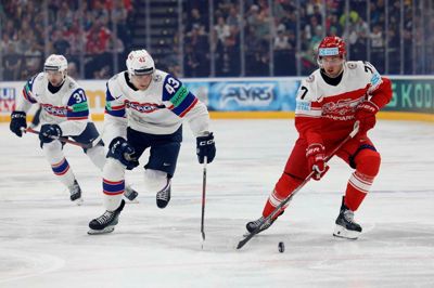 Mathias From (t.h.) i aktion for Danmark mod Norge under VM i Tjekkiet i maj 2024. Den tidligere Herning-stjerne ser frem til verdensmesterskaberne og landskampene foran tusindvis af danske fans i Boxen.