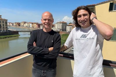 I denne særudgave af SIF-podcasten er Midtjyllands Avis taget til Pisa for at besøge Alexander Lind.