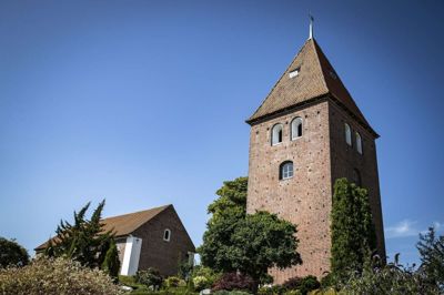 Den ene af de to præster, der er tilkyttet Gl. Rye kirke, har sagt op.