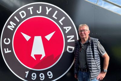 60-årige Jimmy Laursen har set, hørt og oplevet det meste i FC Midtjylland. Herningenseren har netop rundet 25 års ansættelse hos mesterklubben.