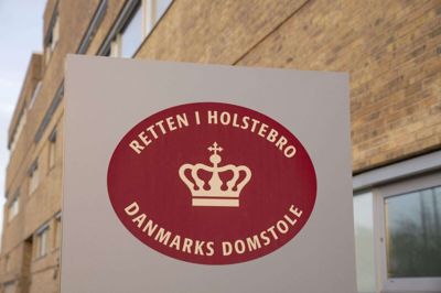 Retten i Holstebro har tirsdag idømt to mænd forvaring i en sag, der blandt andet handler om overgreb mod en toårig.