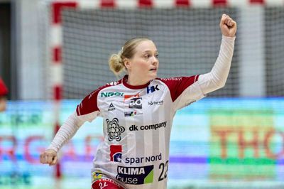 Lærke Nolsøe scorede ni mål og blev kampens topscorer, da Ikast Håndbold spillede sig videre til ottendedelsfinalen i pokalturneringen.