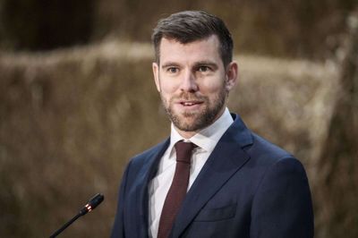 - Vi giver menighedsrådene frihed til at organisere sig på en anden måde end i dag. De kan fremover organisere sig på en måde, der passer dem bedst lokalt, siger kirkeminister Morten Dahlin. (Arkivfoto).