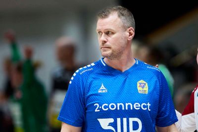 Cheftræner Søren Hansen så sit Ikast-hold vise god moral efter en skrækstart. Havde holdet begået lidt færre tekniske fejl, kunne Ikast måske have slået mestrene, vurderer han.