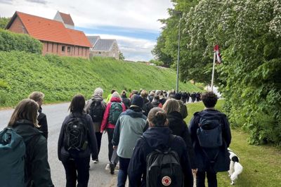 Quinde Walk i Daugbjerg 2025 samlede omkring 160 kvinder til en travetur på enten fire eller 10 kilometer og efterfølgende sandwich og hygge på Daugbjerg Stadion. Privatfoto
