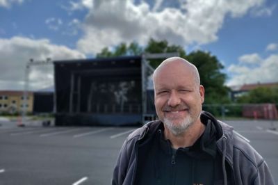 Claus Friis fra Culture City forsikrer, at der er styr på sikkerheden, når der i forbindelse med pokalfinalen bydes til storskærmsarrangement på Ansvej