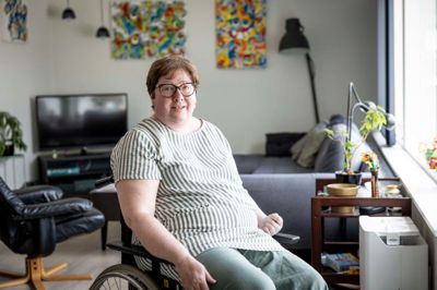 »Mormor kan alt« - det mener i hvert fald Helle Guldbrandts to børnebørn på seks og syv år. Og måske har de ret, for hun tager stadig med familien på hyttetyr, i Faarup Sommerland, Lalandia og mange andre ting.