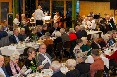 De mange frivillige blev godt underholdt. Foto: Jan Sand
