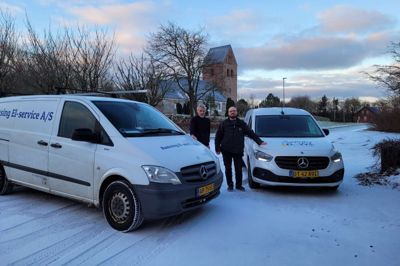 Vagn Husted Andersen,tv, har solgt sit firma til Vejby EL & VVS. Foto: Lars Bo Nielsen