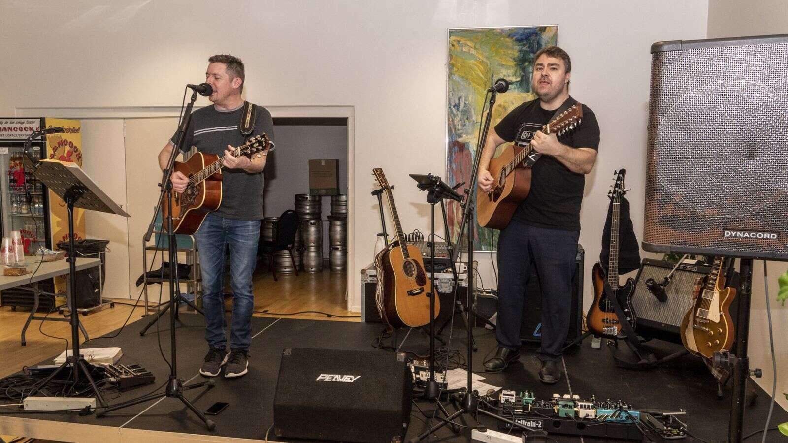 Der er også live-musik. På billeder her er det »Sæbeboblerne«, der leverer musikker. I årets festival leveres musikken af »Double Up«. Foto: Jan Sand