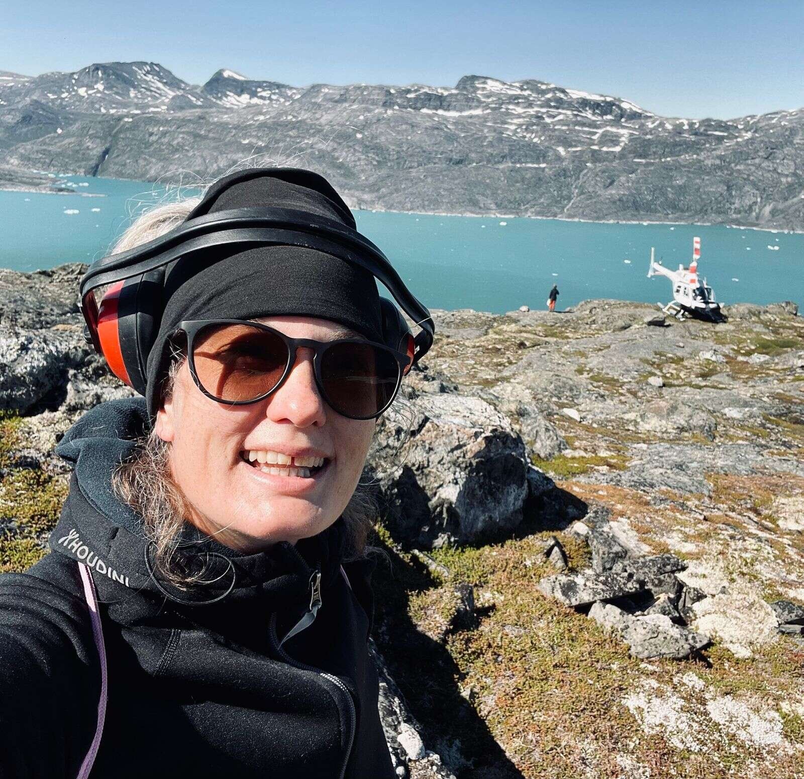 Vivi Kathrine Pedersen arbejder for en forståelse af hvordan Jordens iskapper og det globale havniveau ændrer sig over tusinder af år. Foto: PR-foto