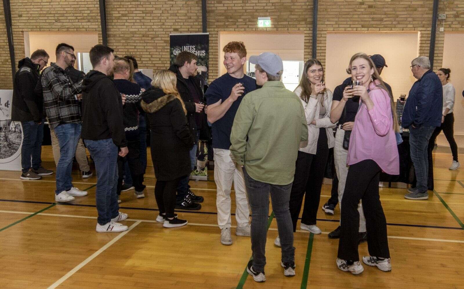 Salling Øl-Festival handler ikke kun om øl. Den handler også om hyggeligt samvær. Foto: Jan Sand