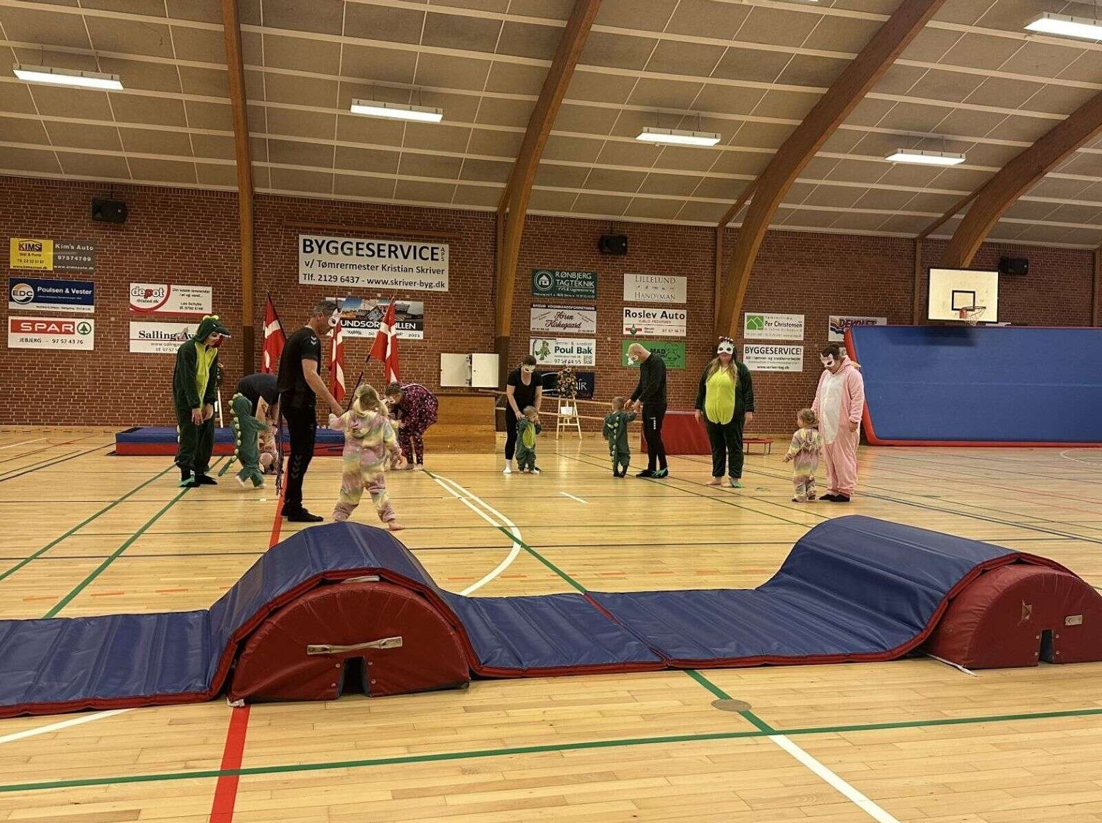 Holdet med forældre og barn var også en del af opvisningen. Foto: Privatfoto