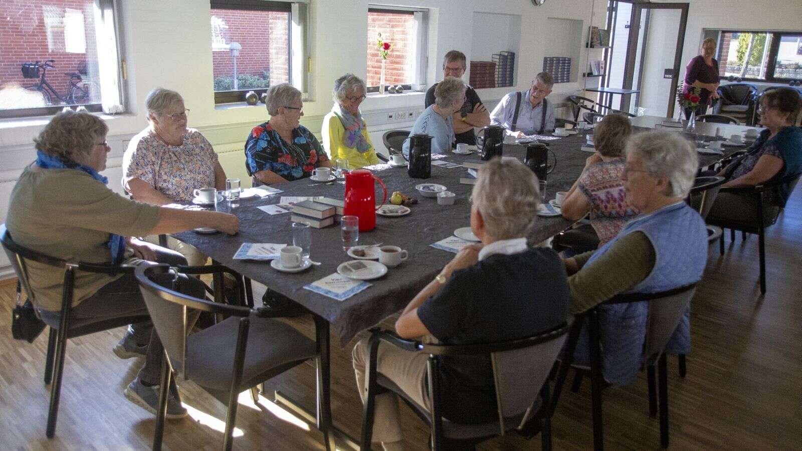 13 glade personer var mødt op til Ældre Sagens rekrutteringsmøde. Foto: Jan Sand