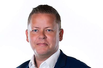 Dennis Flydtkjær (DD) vil allerede i dag til spørgsmål til den ansvarlige minister om en løsning for naboerne til Kærshovedgård. Foto: PR-foto