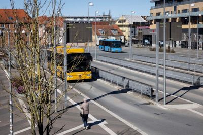 Herning Turist kører 51 busruter for Midttrafik samt fem skolebusruter.