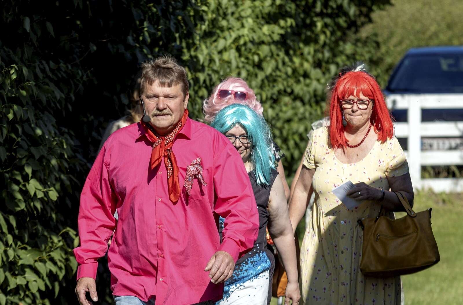 Der var en del gengangere i det ensemble, der opførte årets Billingespil på friluftsscenen.