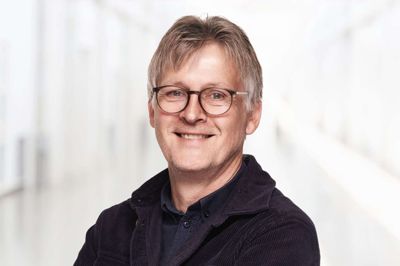 TV 2-kommentatoren Morten Bruun er optimist med hensyn til Danmarks deltagelse ved EM i Tyskland. Og så glæder han sig til at følge et hold, du ikke lige havde regnet med.