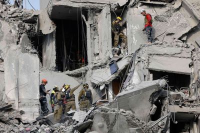 Iran har tidligt tirsdag morgen sendt flere bølger med missiler i retning af Israel. Kort efter affyringen af missilerne er en våbenhvile ifølge det iranske stats-tv trådt i kraft mellem de to lande.
