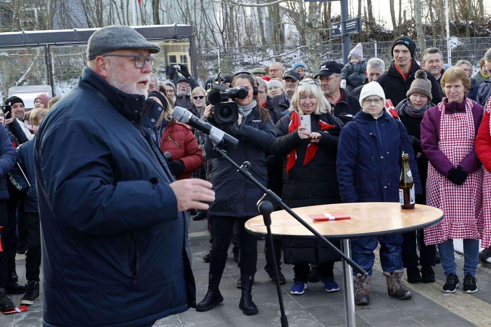 Tidligere MF for Venstre Kristian Pihl Lorentzen spillede en rolle, da Folketinget i 2017 besluttede, at tog igen skulle stoppe i Sparkær. Søndag deltog han, da Sparkær festede, fordi tog nu stopper i byen. Foto: Lindy Jørgensen
