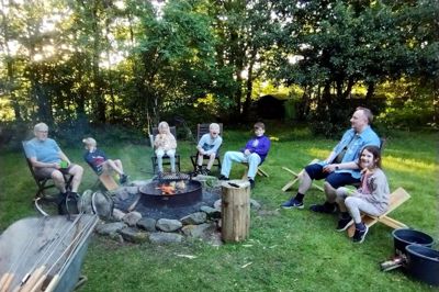 Mandag den 12. august åbnede en ny sæson i FDF Stoholm med bålhygge og pandekager. Privatfoto