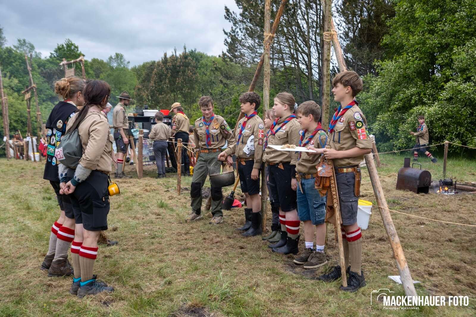 Jens Langkniv Gruppen i Sparkær inviterede resten af De Gule Spejdere i Danmark på indianerlejr ved Birkesø i kristi himmelfartsferien. Foto: Jacob Mackenhauer
