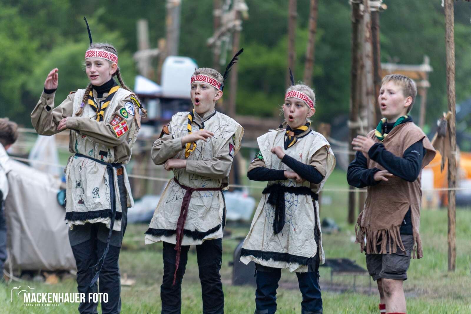 Jens Langkniv Gruppen i Sparkær inviterede resten af De Gule Spejdere i Danmark på indianerlejr ved Birkesø i kristi himmelfartsferien. Foto: Jacob Mackenhauer