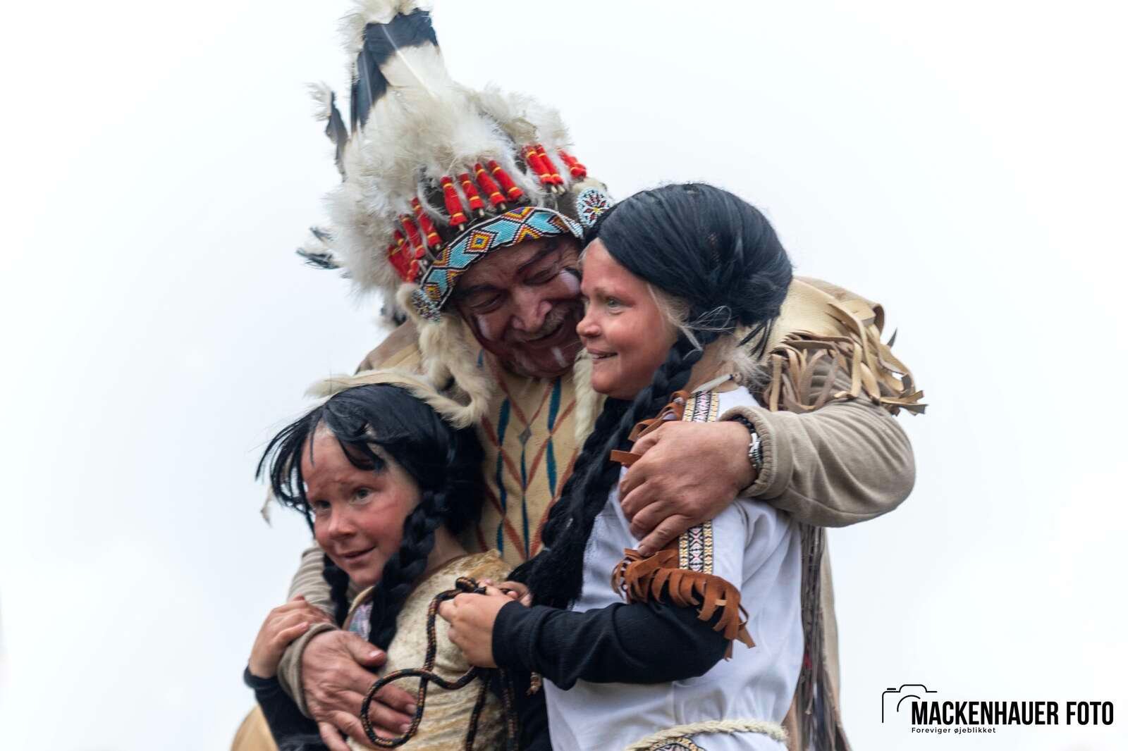 Jens Langkniv Gruppen i Sparkær inviterede resten af De Gule Spejdere i Danmark på indianerlejr ved Birkesø i kristi himmelfartsferien. Foto: Jacob Mackenhauer