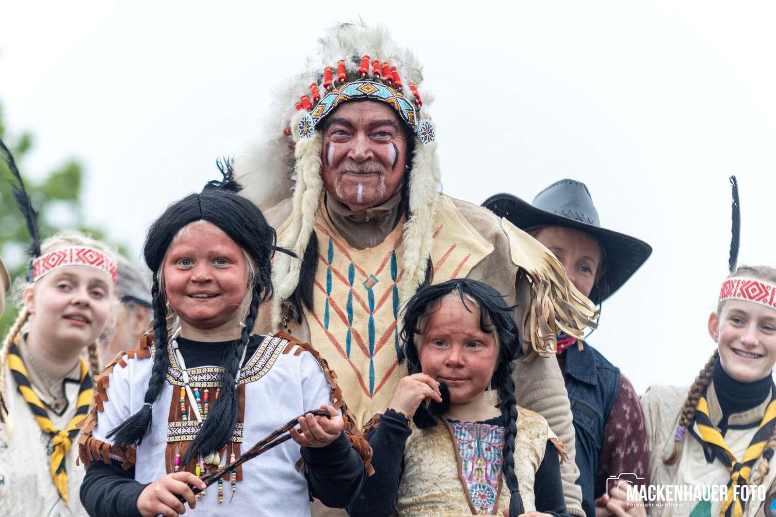 Jens Langkniv Gruppen i Sparkær inviterede resten af De Gule Spejdere i Danmark på indianerlejr ved Birkesø i kristi himmelfartsferien. Foto: Jacob Mackenhauer