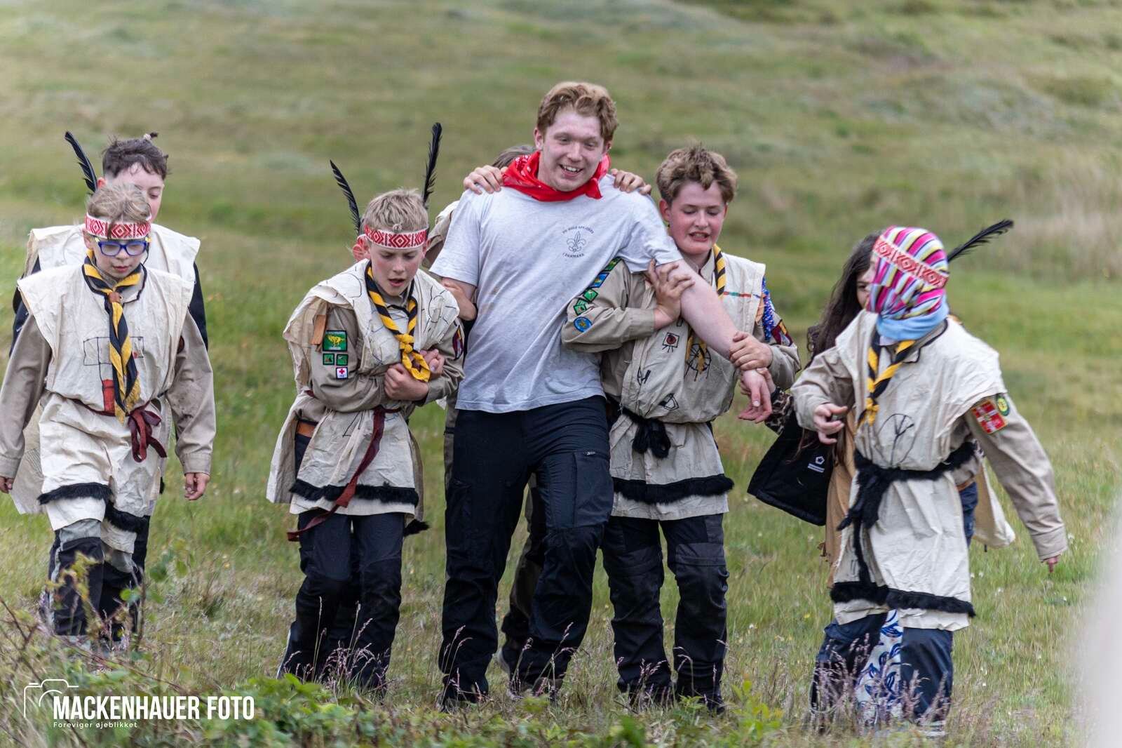 Jens Langkniv Gruppen i Sparkær inviterede resten af De Gule Spejdere i Danmark på indianerlejr ved Birkesø i kristi himmelfartsferien. Foto: Jacob Mackenhauer